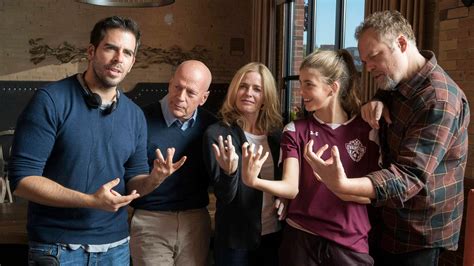 The Unofficial Guide to Writing for the Cast of Death Wish: 50+ Messages for the Fearless & Reckless