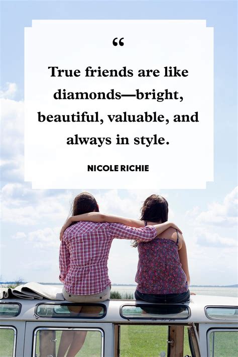 3. For Your 'Mejor Amigo/a' (Best Friend)