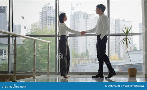 6. Formal Greetings for Colleagues & Business Partners (ഔദ്യോഗിക ഓണാശംസകൾ)