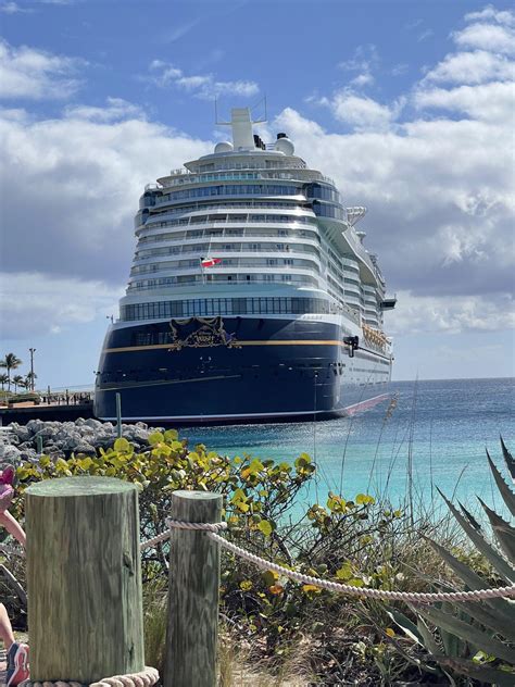 Disney Dream vs. Wish: Finding the Perfect Ship for Your Magical Vacation