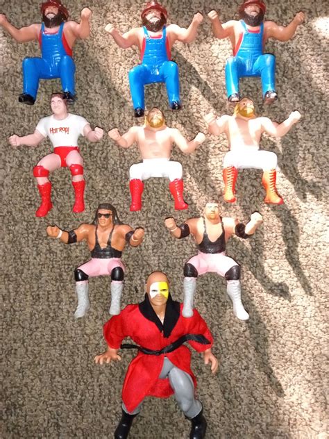 For the Love of the Accessories: The Ring, Belts & Thumb Wrestlers