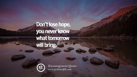 For Tough Times: Words of Strength & Encouragement (Palabras de Ánimo y Fortaleza)