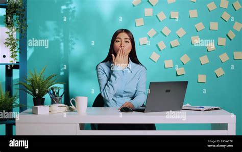 Funny & Lighthearted: For a Relaxed Office Vibe