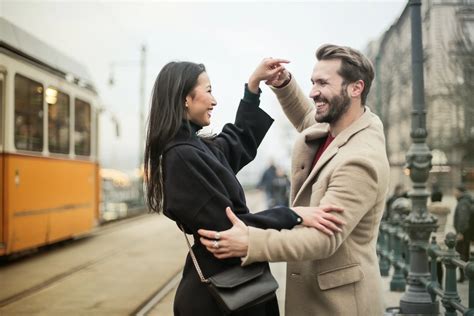 Funny & Playful Teases (Lustige & Liebevolle Sticheleien)
