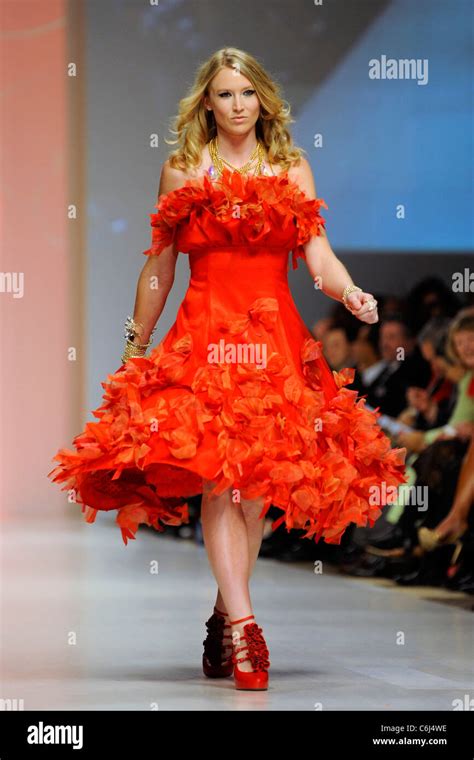 Funny Truths & Fashion Crimes