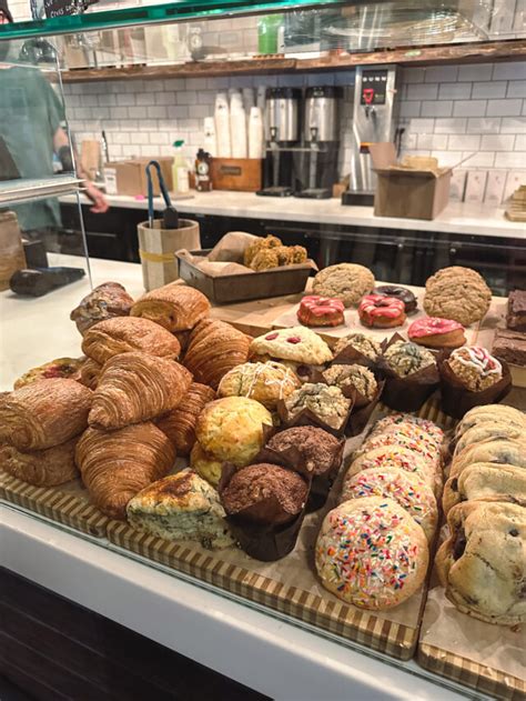 Invitations for a Cozy Toronto Cafe Meetup