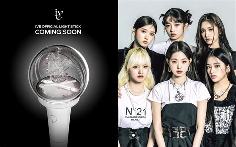 "Just Unboxed!" Messages for Their New Lightstick Reveal