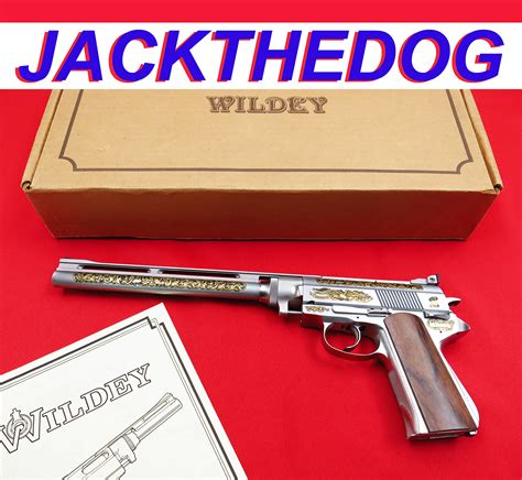 Praise for the Poster's *Real* Star (The Wildey Magnum)