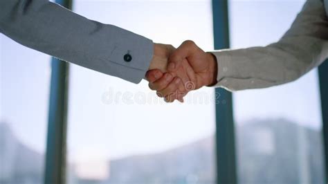 Professional & Respectful Wishes for Colleagues and Business Partners