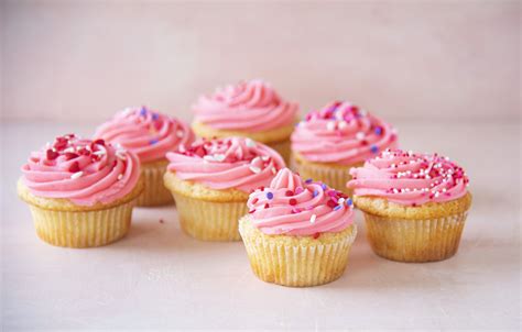 Short & Sweet Pink Vanilla Notes