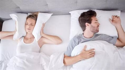 Sincere & Loving Messages for a 'Sleep Divorce'