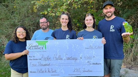 Strength in Numbers: Assembling a Gift-Giving Alliance
