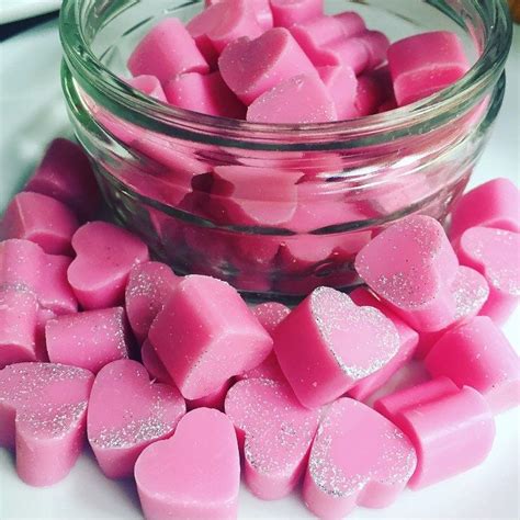 Sweet & Simple Heart-Melters