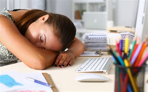 The 3 PM Productivity Cliff: Odes to the Afternoon Crash
