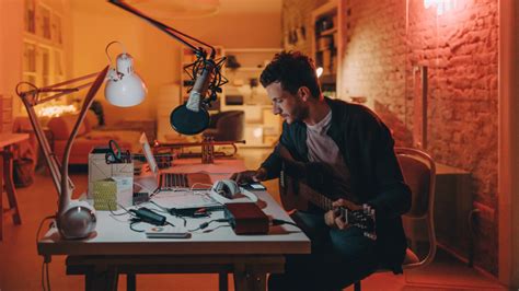 The Heart of the Song: Mastering the Verse and Chorus