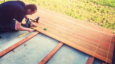 Top-Decking the Perfect Message