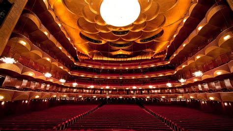 Welcoming a First-Timer to the Lincoln Center Experience