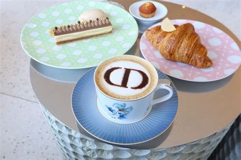 Wishes as Sweet as a Cafe Treat