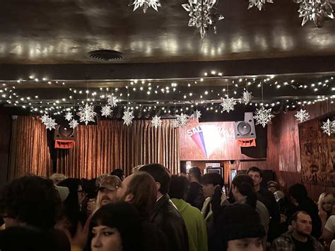 Keeping the Vibe Alive: Your Guide to Writing Well Wishes for the Silverlake Lounge